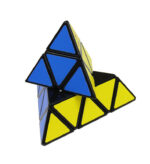 Łamigłówka Pyraminx - obrazek 3